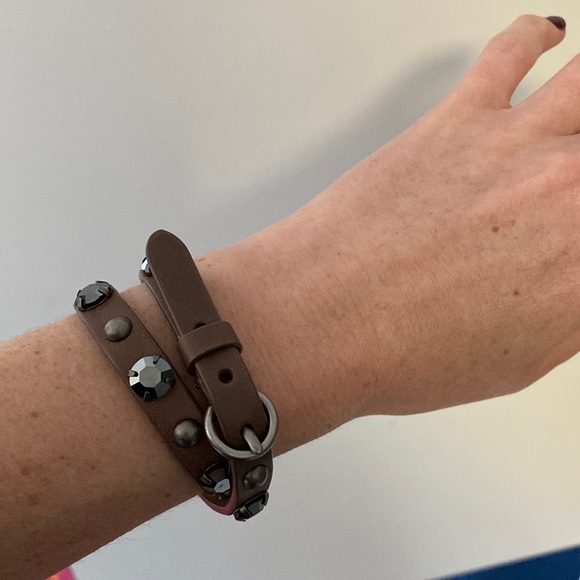 Wrap bracelet beautiful brown and studded adjustable - Picture 5 of 9